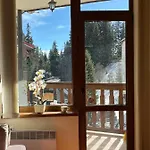 Apartment Cedar Heights 2 *